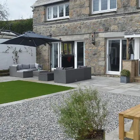Сasa de vacaciones The Cottage, Treliggon Farm
